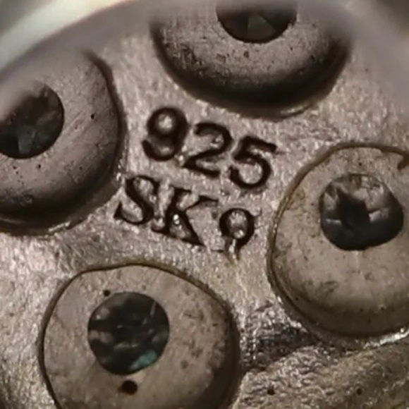 Allure Gems Diamond Cluster Sterling Silver Ring Size 7 - Picture 13 of 13